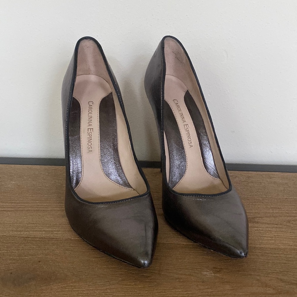 Carolinna Espinosa, silver with black trim, 7
